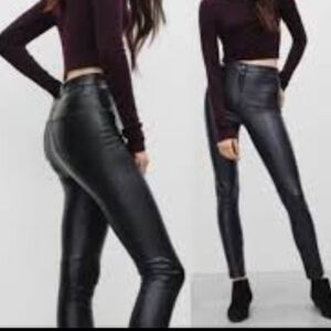 ARITZIA Wilfred Free High Waisted Un-Real‎ Leather Pants Size 2 Black